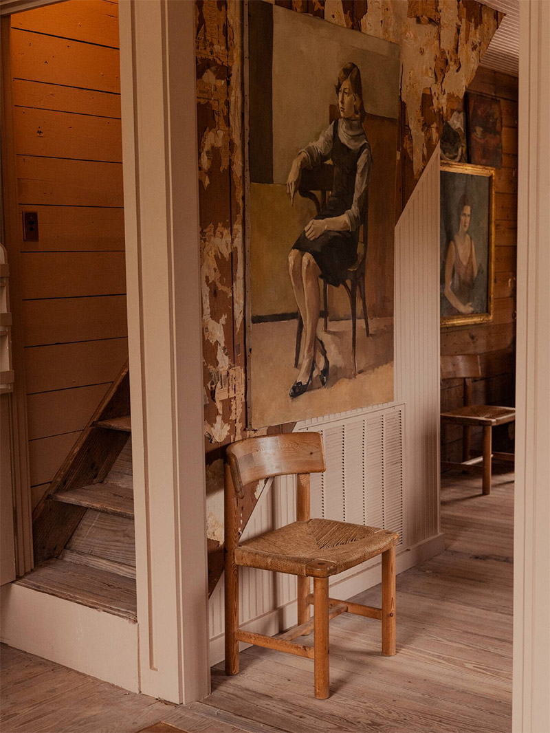 Vue sur la montée d'escalier