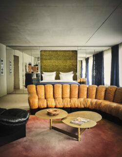 ouverture-Bus-Palladium-Paris_SuiteDali@Matthieu-Salvaing