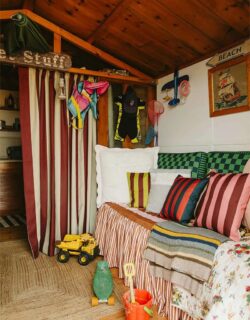 la-minuscule-cabane-de-plage-de-Amy-Bannerman-Hastings_08