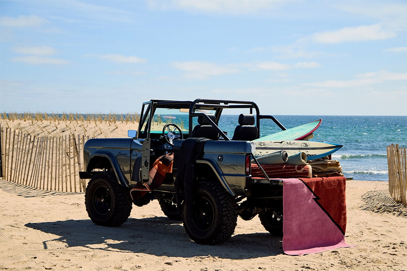 Une jeep sur les plages d'Amagansett, dans les Hamptons, 