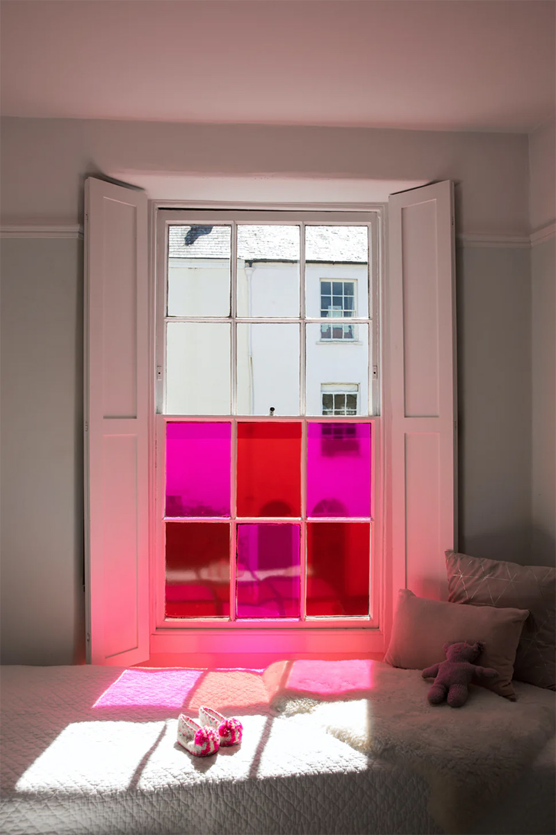 Brume window film - Magenta Stained Glass Film Brume window film - Magenta Stained Glass Film