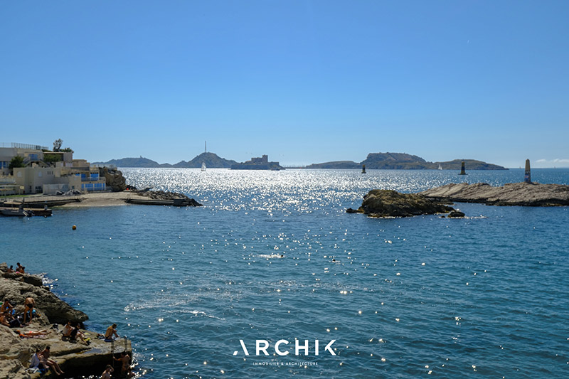 Une vue exceptionnelle sur la Méditerranée Une vue exceptionnelle sur la Méditerranée