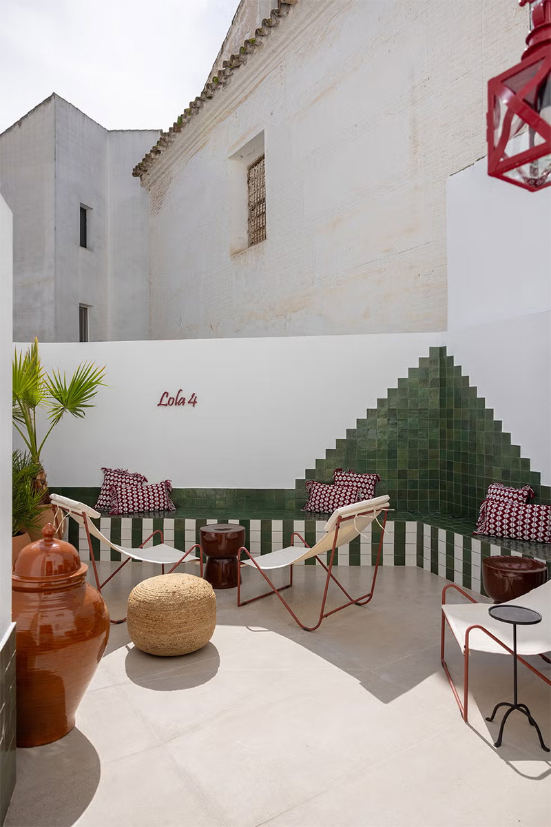 design-Antonio-Montilla_toit-terrasse-boutique-hotel-lola-4-Cordou_01