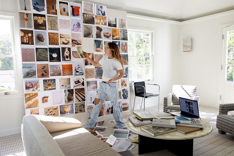 Dans le studio à Malibu de l'architecte d'intérieur Kelly Wearstler - Le travail conceptuel d'un projet