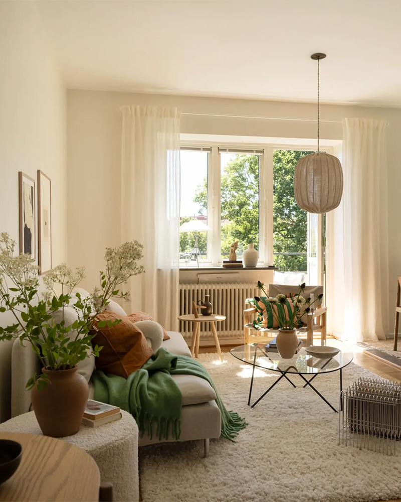 relooking-amenagement-salon_salon-appartement-scandinave-creme_2